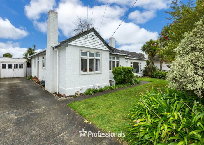  at 21 Exchange Street, Ebdentown, Upper Hutt, Wellington