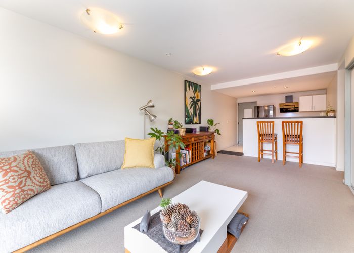  at 2/14 Brougham Street, Addington, Christchurch