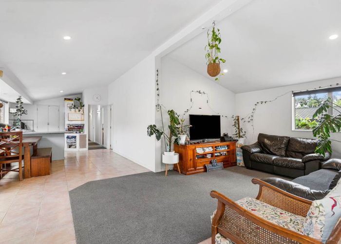  at 12C Relko Crescent, Torbay, North Shore City, Auckland