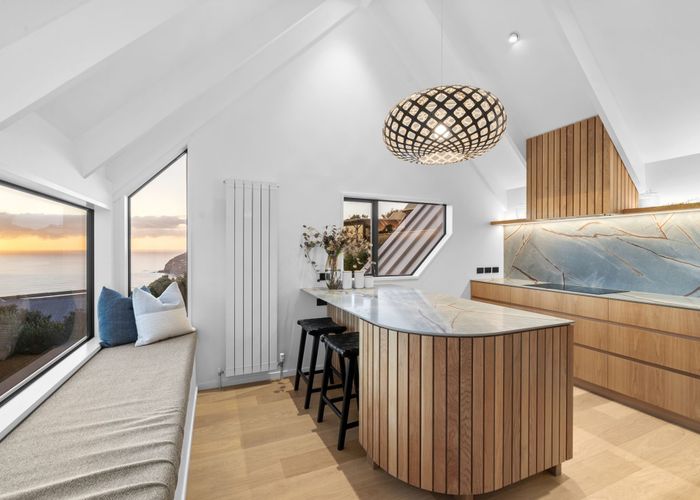  at 16 Panorama Road, Clifton, Christchurch
