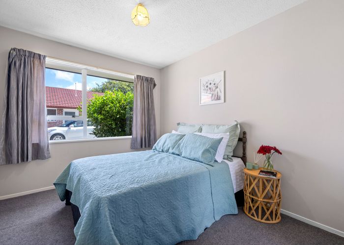  at 2/83a Simeon Street, Spreydon, Christchurch City, Canterbury