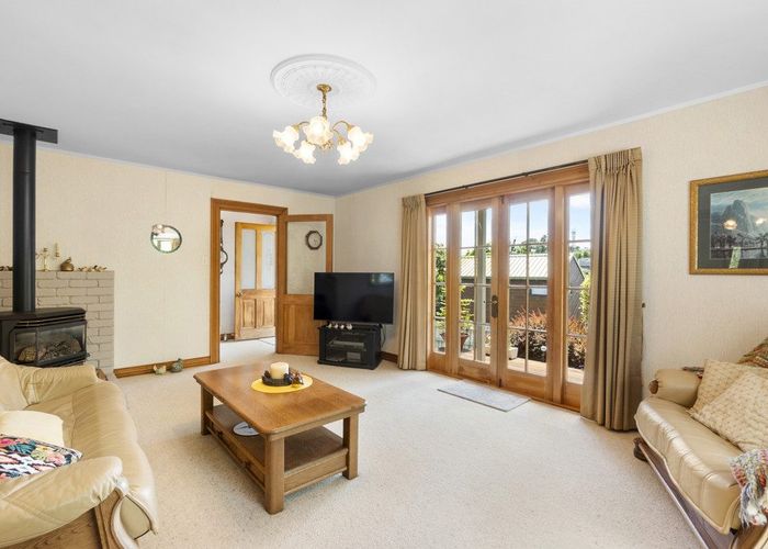  at 16 Melva Street, Dinsdale, Hamilton