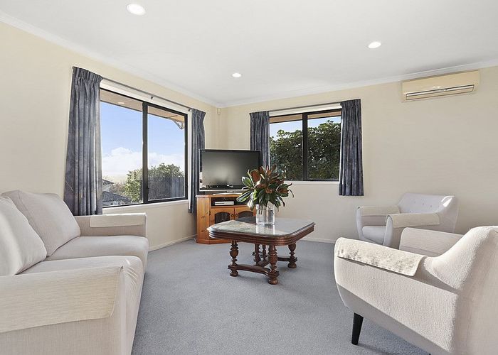  at 14 Oratia Drive, Glen Eden, Auckland