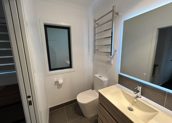  at 2D/23 Hibiscus Avenue, Hamilton Lake, Hamilton, Waikato