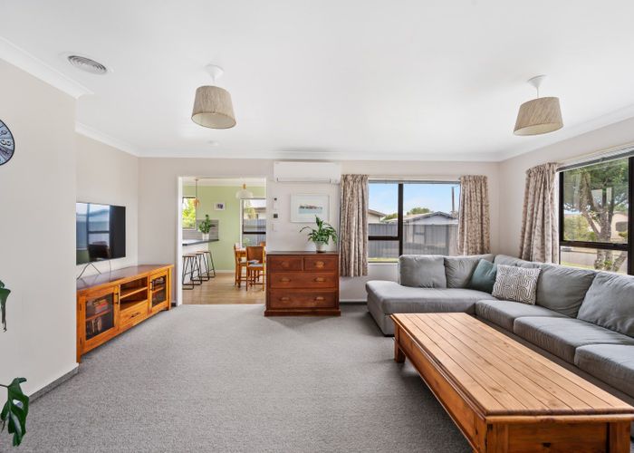  at 15 Duckworth Crescent, Greenmeadows, Napier
