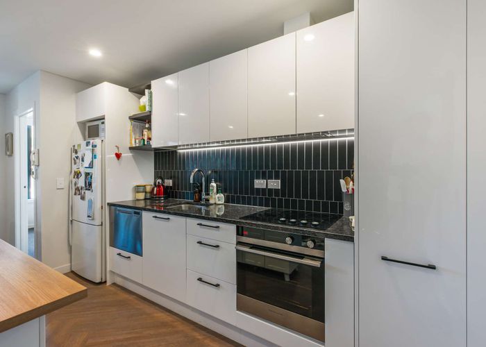  at 108/82 Jellicoe Road, Panmure, Auckland