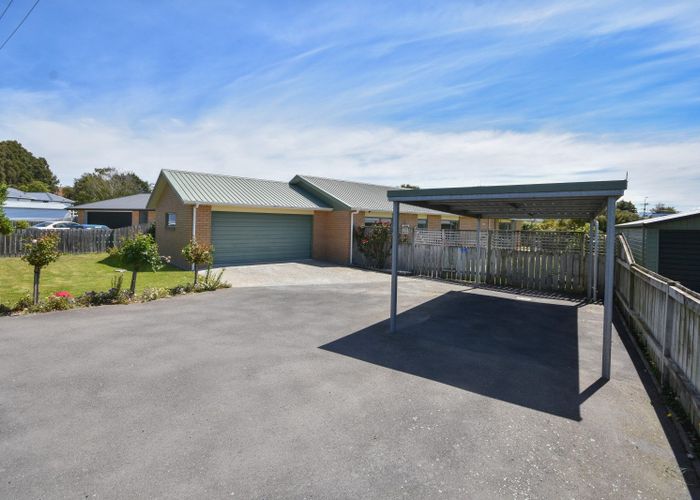  at 6 Sandown Street, Waihola