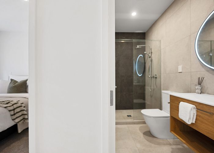  at 10 Meadowbank Road, Meadowbank, Auckland City, Auckland