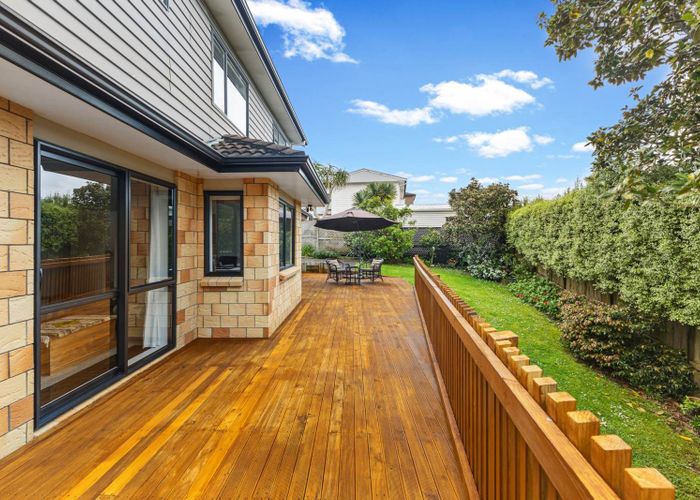  at 246 Hill Road, The Gardens, Manukau City, Auckland