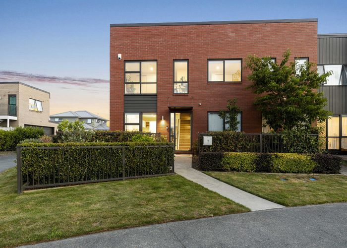 at 18 Pepene Avenue, Conifer Grove, Papakura, Auckland