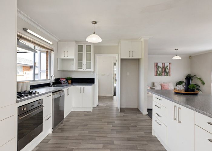  at 1 Glading Place, Saint Andrews, Hamilton, Waikato