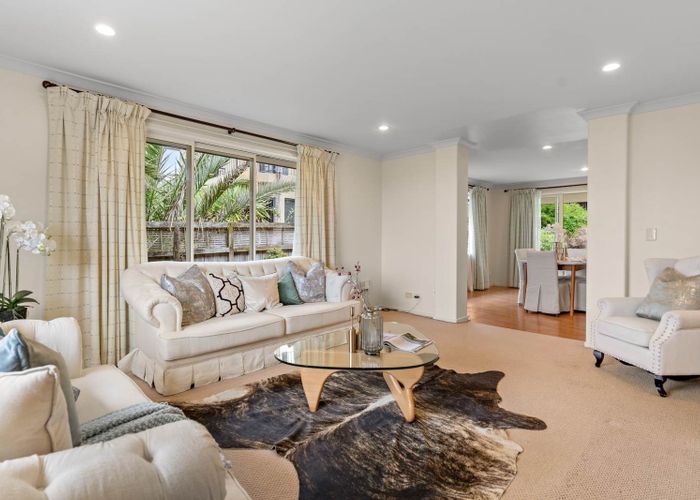  at 10 Waikura Drive, Te Atatu Peninsula, Waitakere City, Auckland