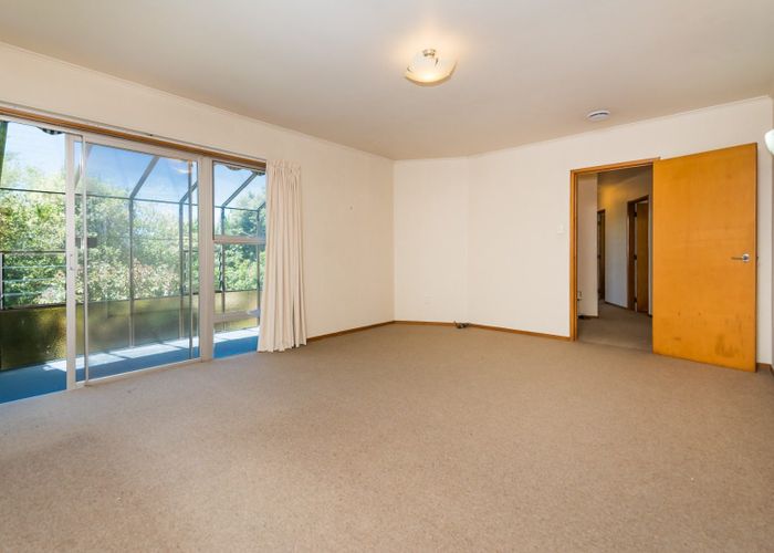  at 285 Sunset Rd, Sunnynook, North Shore City, Auckland