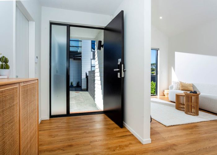  at 1B Lemon Grove Lane, Greenhithe, North Shore City, Auckland