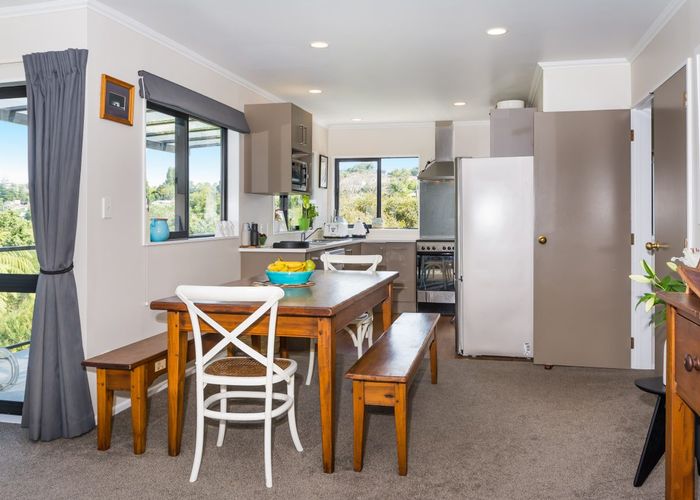  at 2/28 Saint Peters Street, Northcote, North Shore City, Auckland