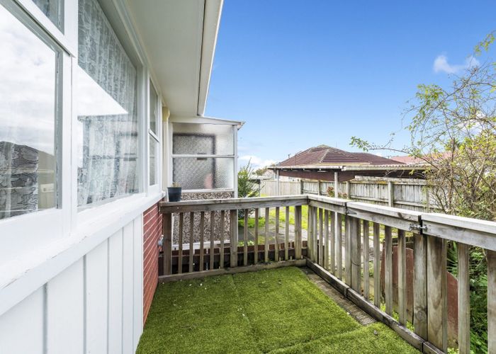  at 3/34 Miro Street, New Lynn, Waitakere City, Auckland