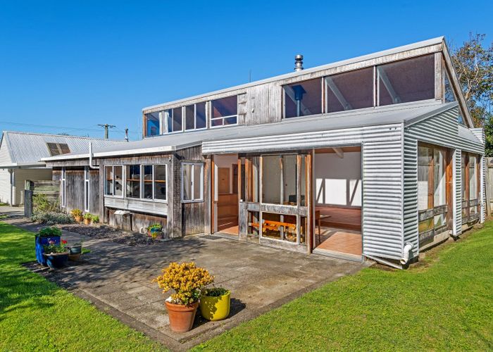  at 40 Douglas Street, Okitu, Gisborne