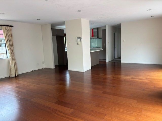  at 8 St Albans Avenue, Mount Eden, Auckland