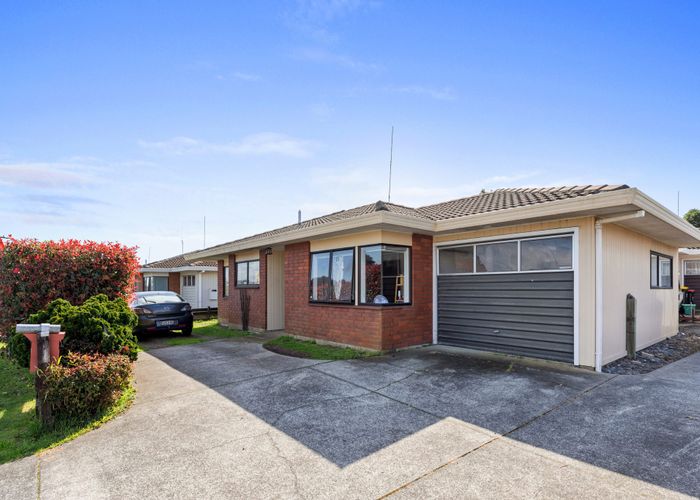  at 1/77 Gloucester Road, Mount Maunganui, Mount Maunganui