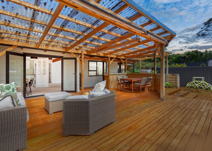  at 27 Awhiorangi Promenade, Swanson, Auckland