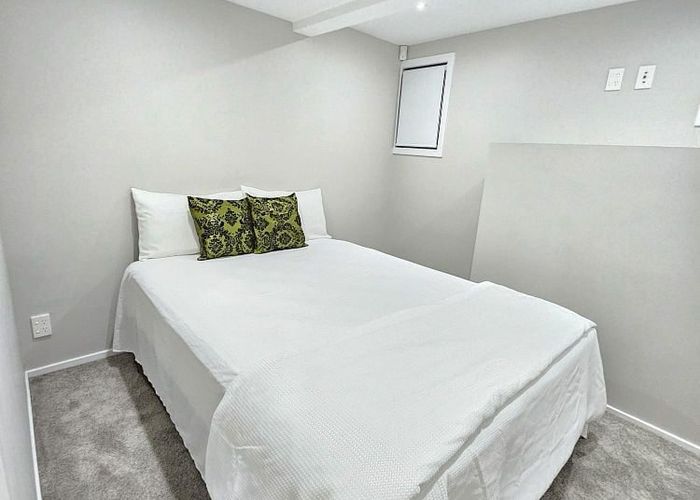  at 27A Seon Place, Birkdale, North Shore City, Auckland