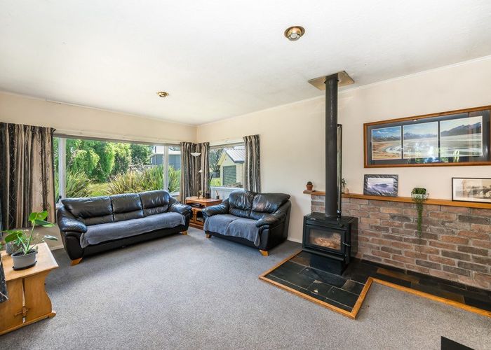  at 98 Kiwi Road, Raumati Beach, Paraparaumu