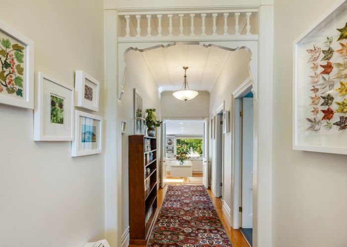  at 6 Poronui Street, Mount Eden, Auckland City, Auckland