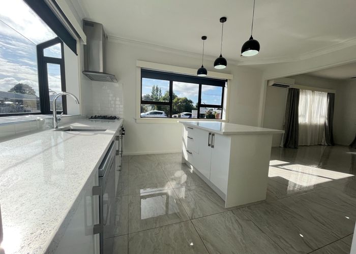  at 12 Panorama Road, Mount Wellington, Auckland