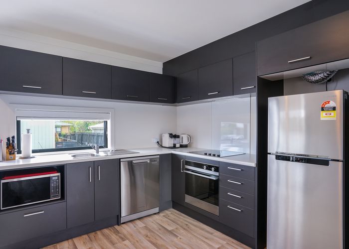  at 6 Mareth Street, Panmure, Auckland