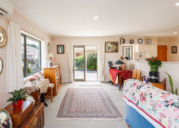  at 121 Warwick Street, Feilding, Feilding