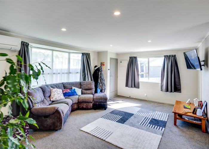  at 22 Jeffares Place, Taradale, Napier