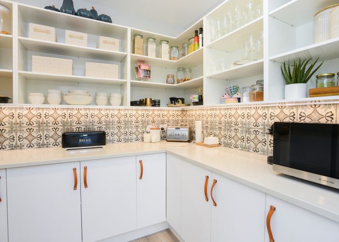  at 41 Side Road, Hastings