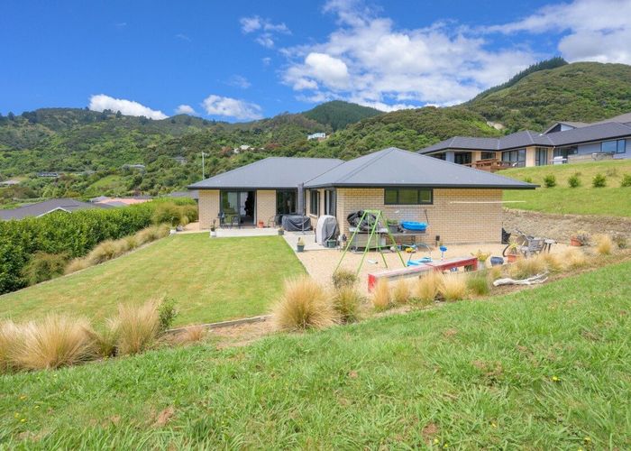  at 4 Bristol Lane, Atawhai, Nelson