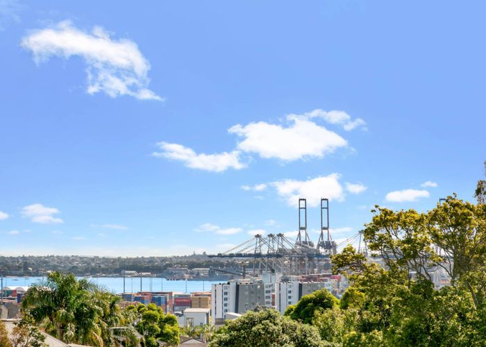  at 4/258 Parnell Road, Parnell, Auckland