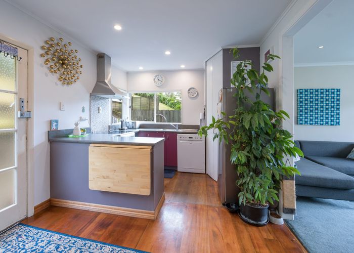  at 18 Thompson Terrace, Nelson, Nelson, Nelson / Tasman