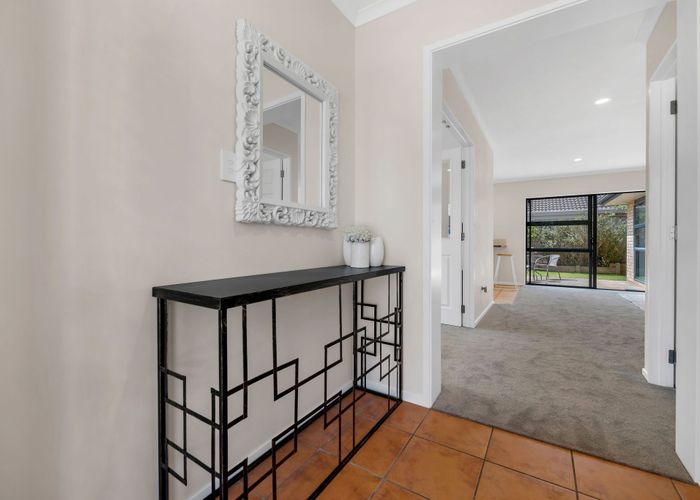  at 11 Nad Place, Dannemora, Manukau City, Auckland