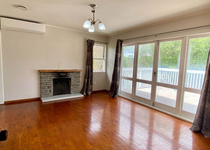  at 1/11 Heather Place, Sunnynook, North Shore City, Auckland