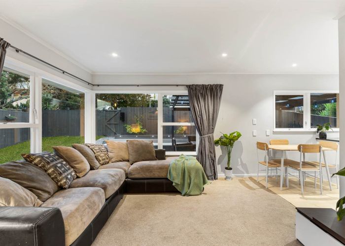  at 7A Brunton Place, Glenfield, North Shore City, Auckland