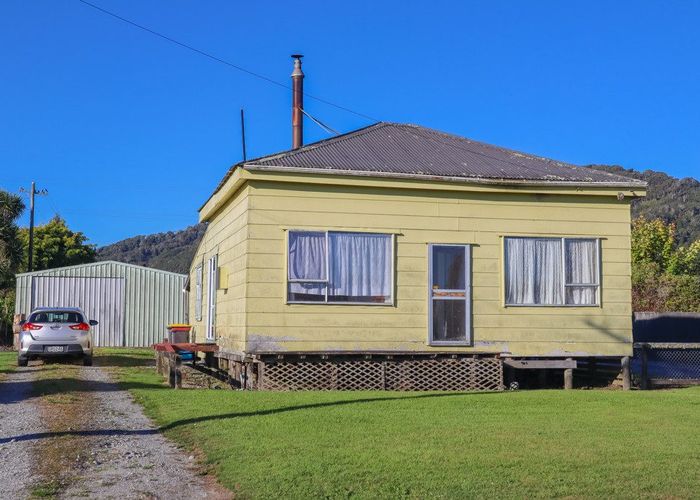  at 3 Matai Street, Dobson, Grey, West Coast