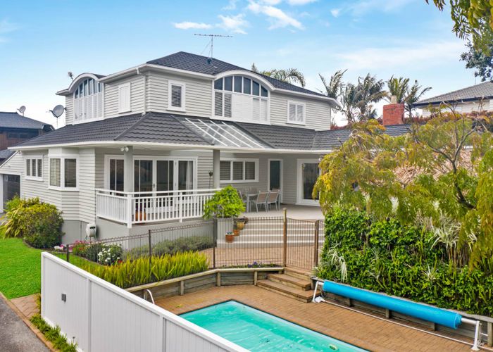  at 231 Beach Road, Campbells Bay, Auckland