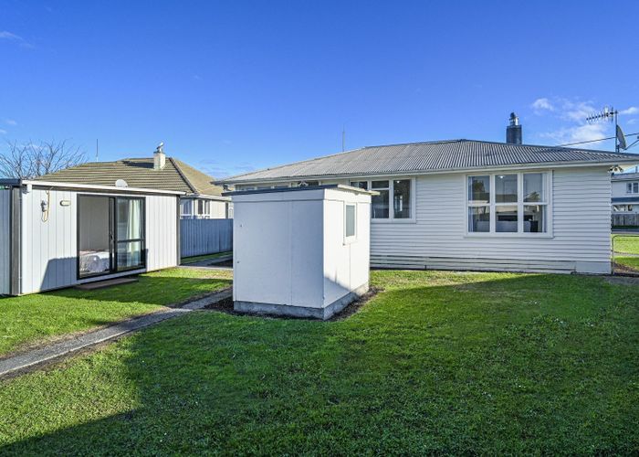  at 405 Montgomery Street, Raureka, Hastings