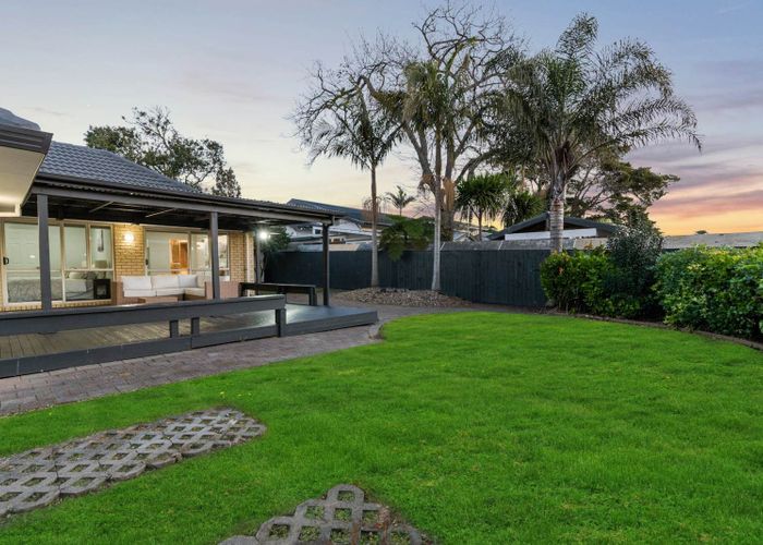  at 3 Stewart Gibson Place, Manurewa, Auckland
