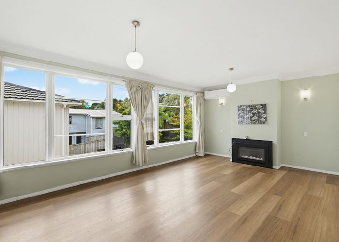  at 4 Bell Street, Tawa, Wellington, Wellington