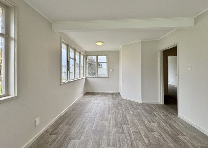  at 76 May Road, Mount Roskill, Auckland City, Auckland