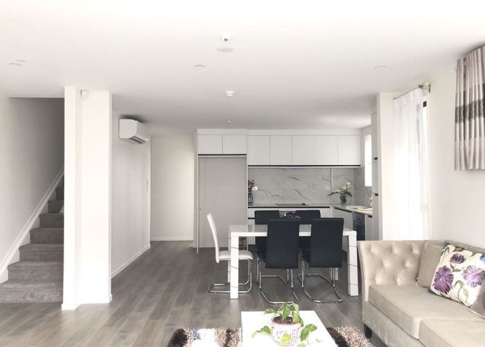  at 9 Peony Mews, Oteha, North Shore City, Auckland