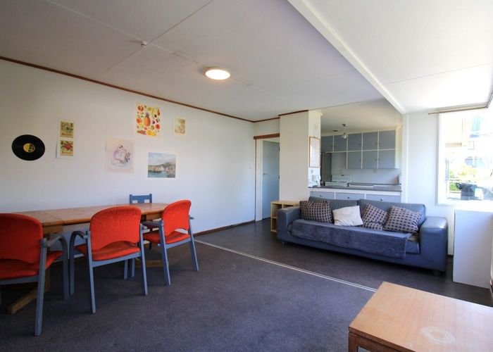  at Flat 5/120 London St, City Centre, Dunedin, Otago