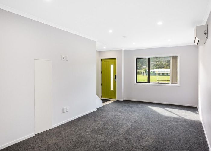  at 1/33 Fitzherbert Road, Wainuiomata, Lower Hutt