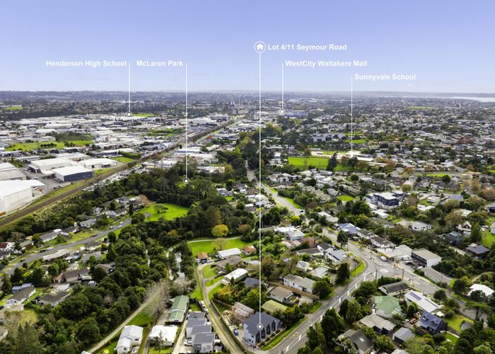  at 4/11 Seymour Road, Sunnyvale, Waitakere City, Auckland