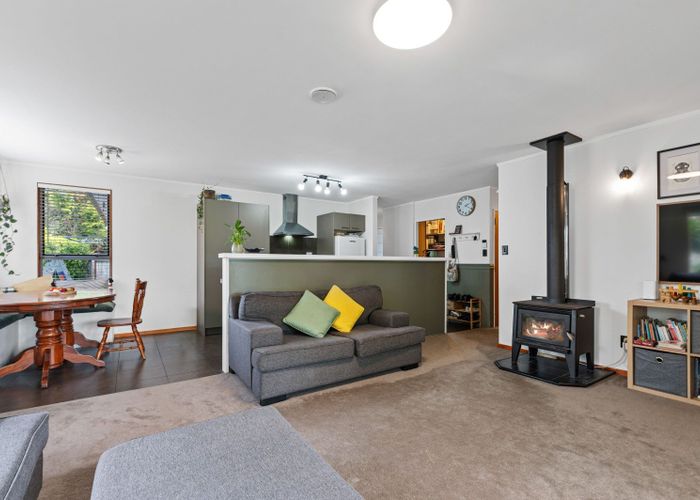  at 83 Aquarius Drive, Kawaha Point, Rotorua