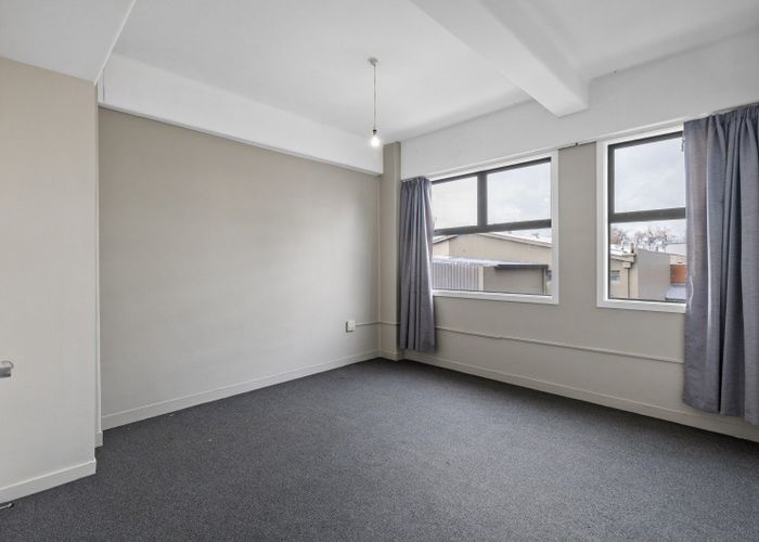  at 2/18 King Street, Papatoetoe, Auckland